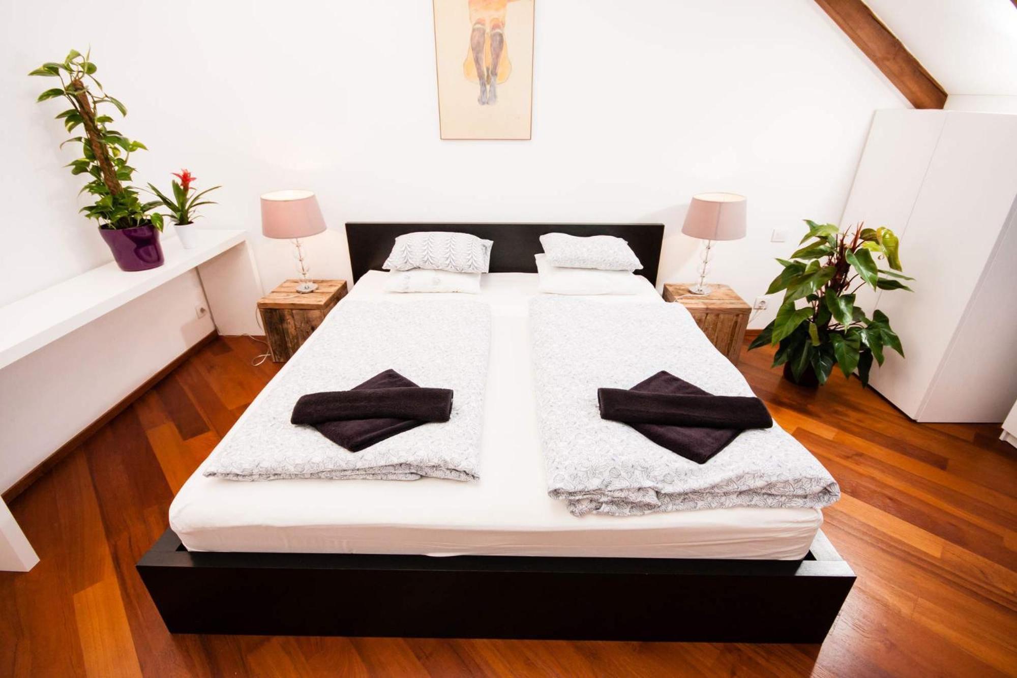 Luxury Loft Lejlighed Prag Værelse billede